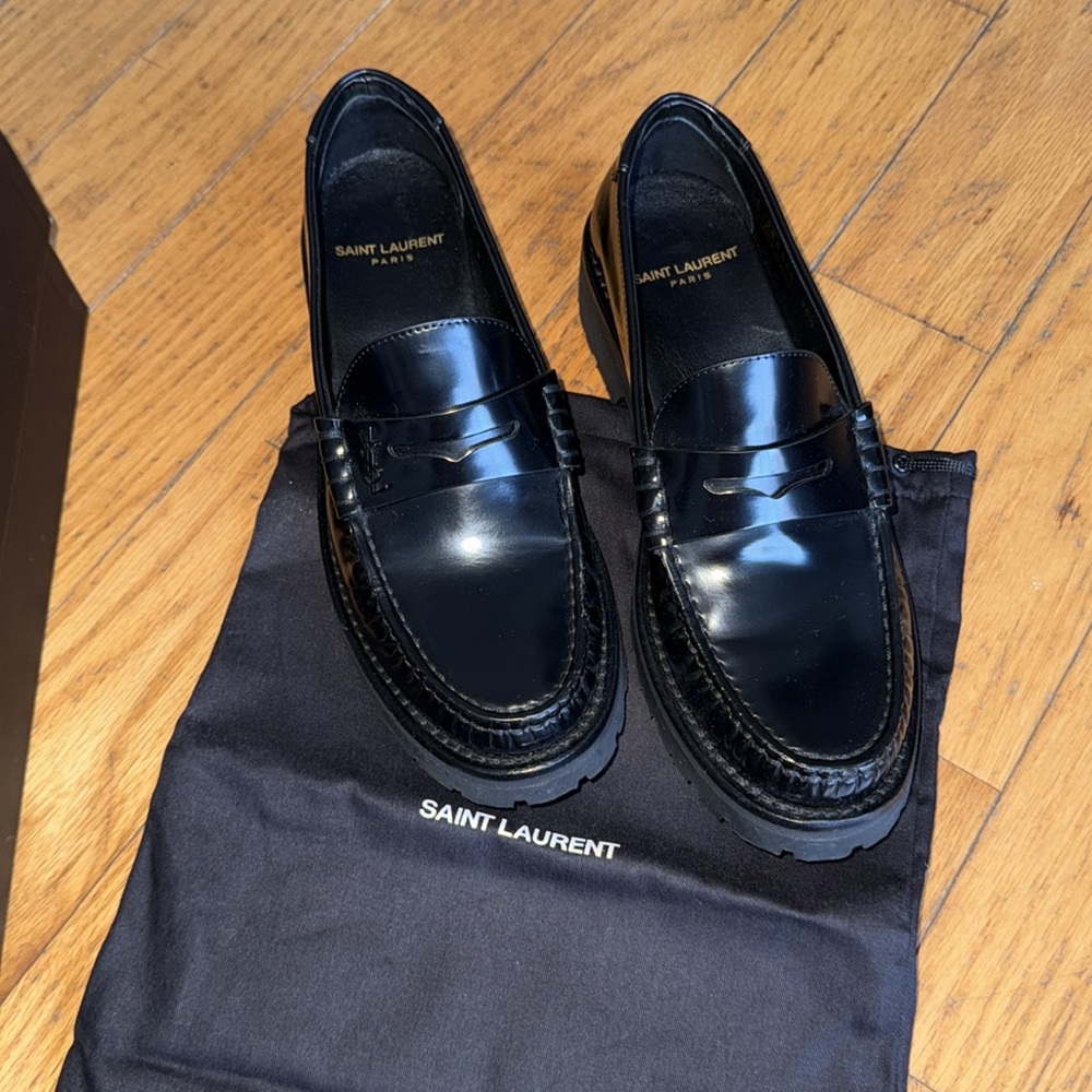 SAINT LAURENT Le Loafer - Picture 5 of 8